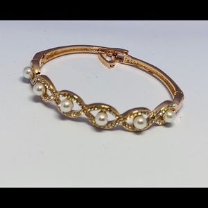 Peral bracelet